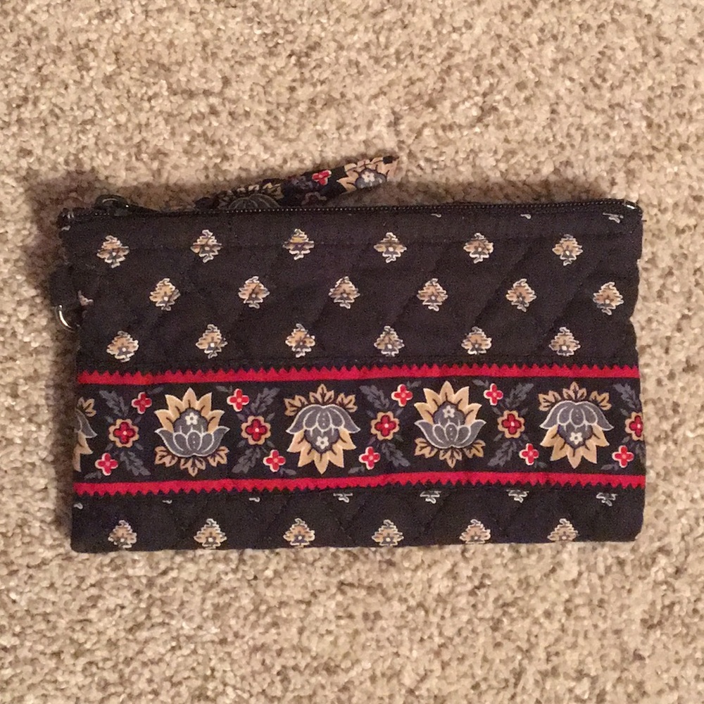 VINTAGE Vera Bradley wristlet in Classic Black